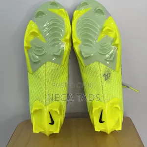 Nike Phantom Gx 2 Elite.