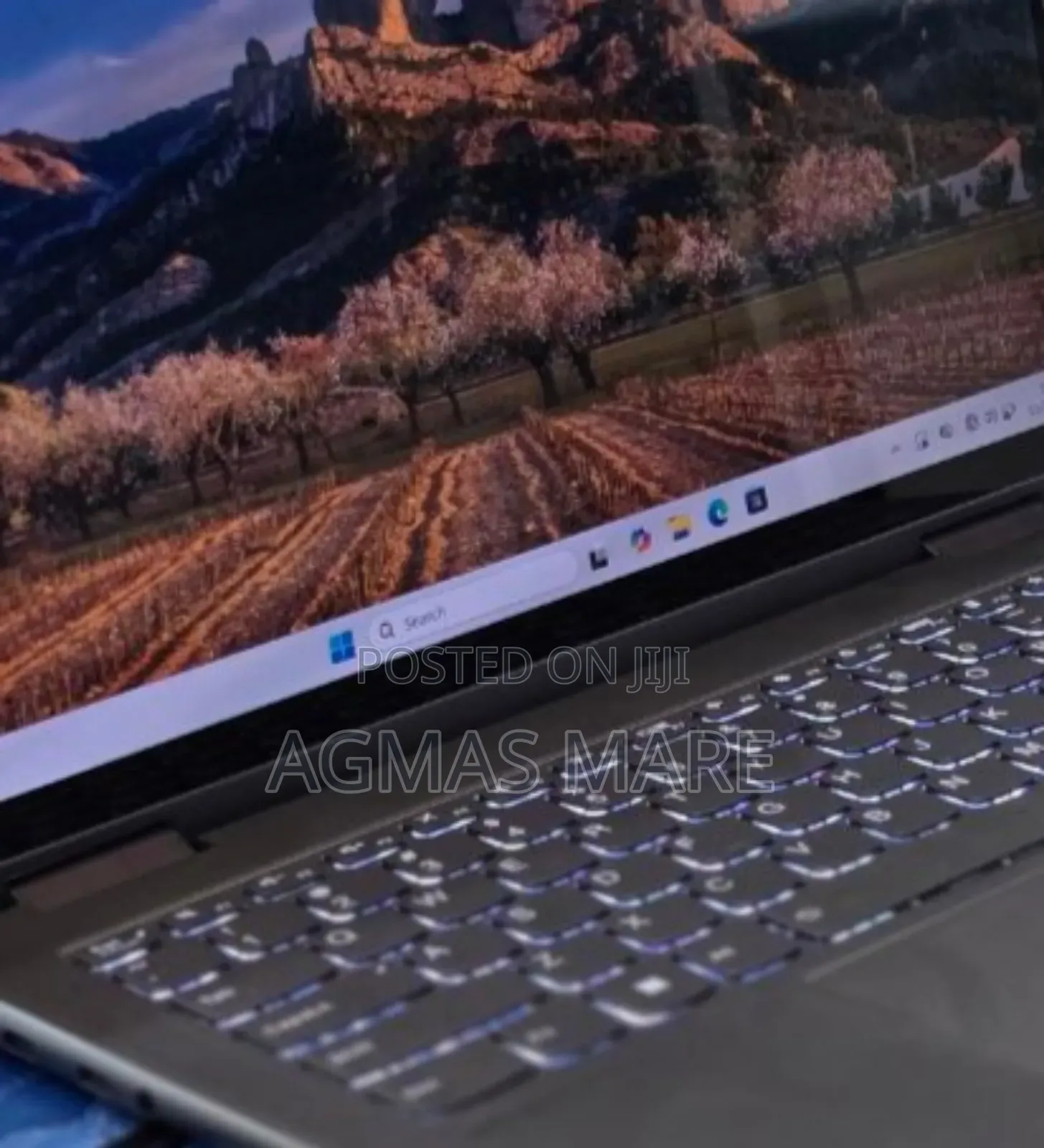 New Laptop Lenovo Yoga 7i 16GB Intel Core Ultra 7 SSD 512GB