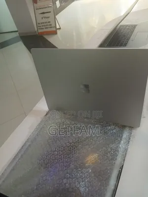 New Laptop Microsoft Surface 16GB Intel Core I7 SSD 512GB