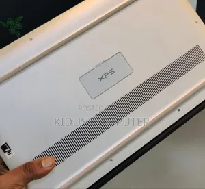 New Laptop Dell XPS 15 16GB Intel Core I7 SSD 512GB