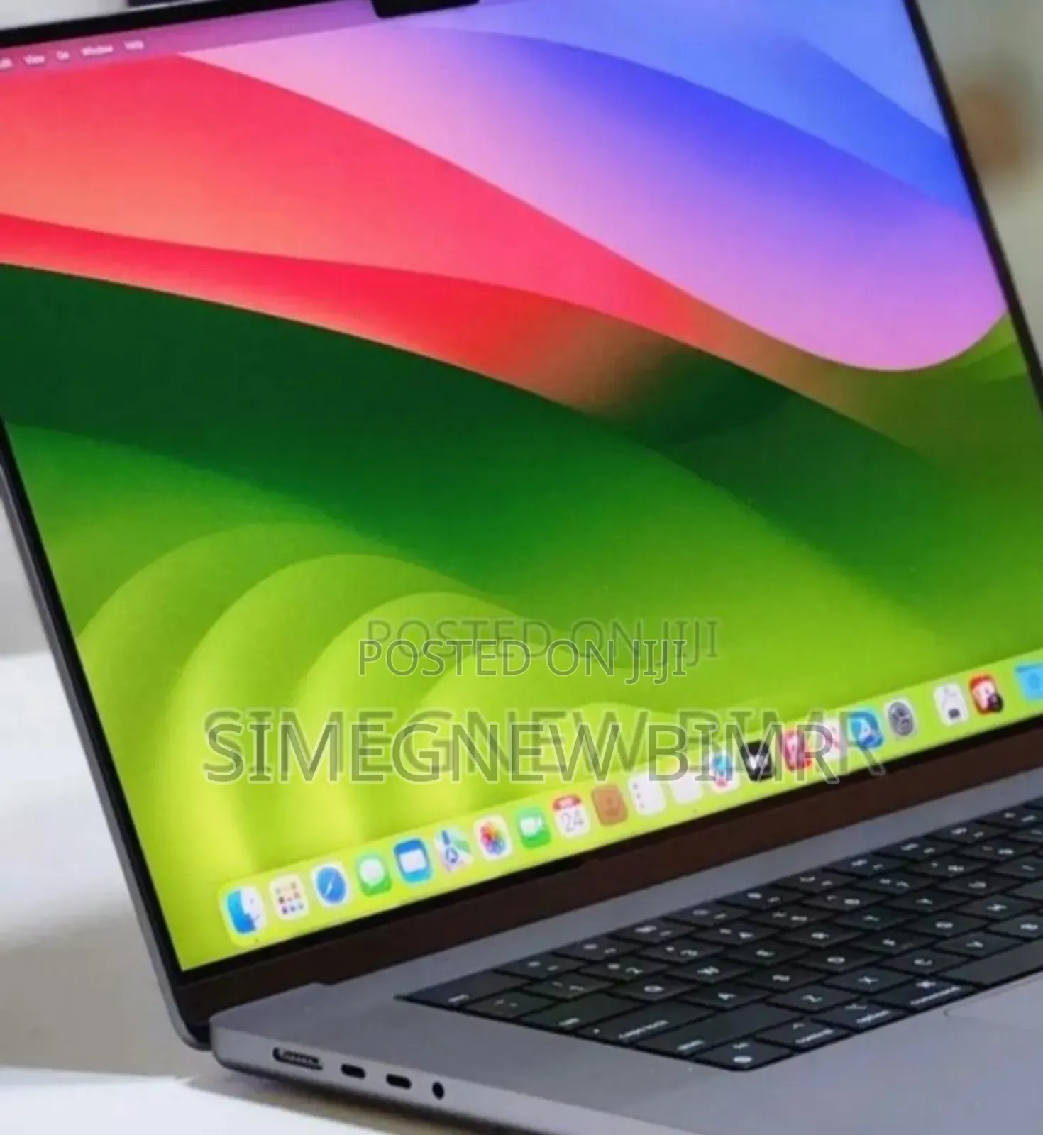 New Laptop Apple MacBook Pro M1 32GB Apple M1 Pro SSD 512GB