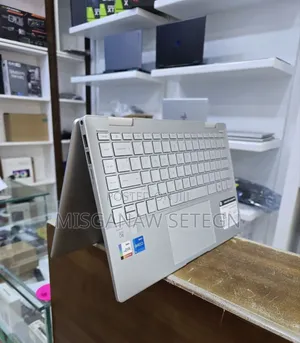 Photo - New Laptop HP Pavilion 15 8GB Intel Core I5 SSD 512GB