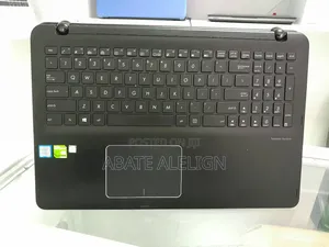 New Laptop Asus Q524UQ 12GB Intel Core I7 SSD 512GB