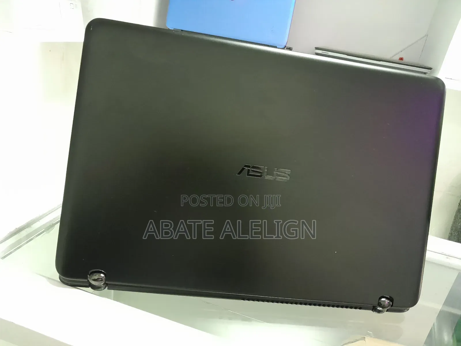New Laptop Asus Q524UQ 12GB Intel Core I7 SSD 512GB
