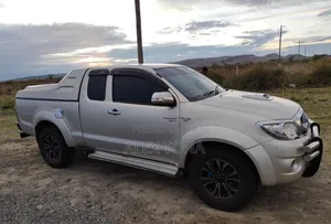 Toyota Hilux 2009 Gold