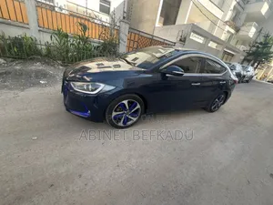 Photo - Hyundai Avante 2017 Blue