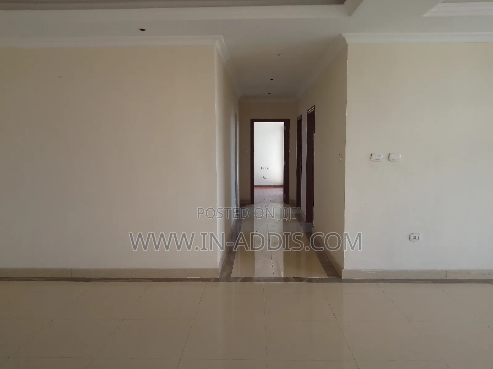 3bdrm Apartment in Yeka for sale