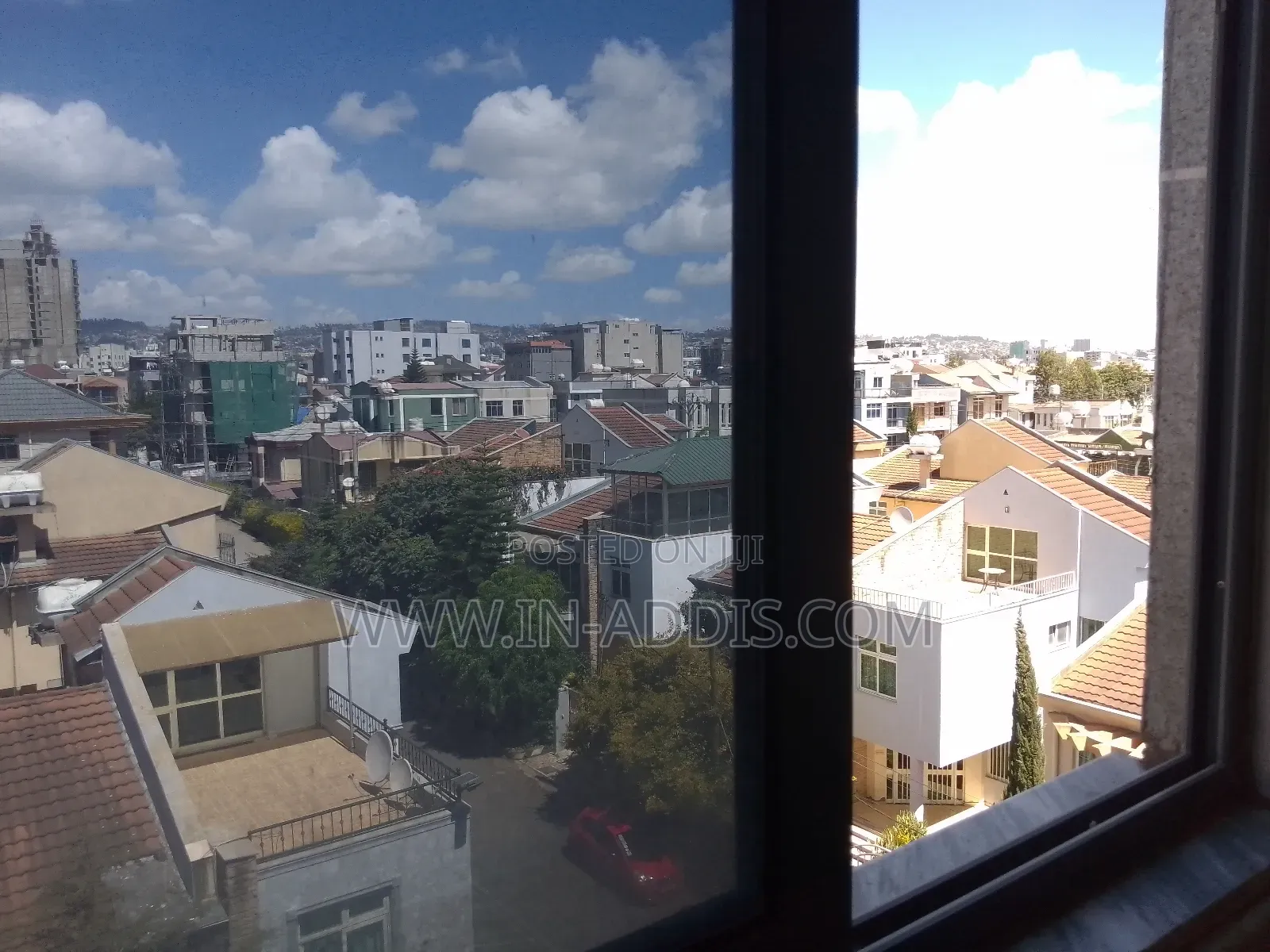 3bdrm Apartment in Yeka for sale