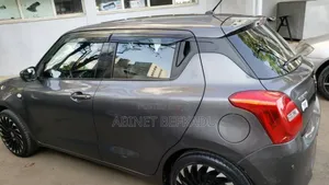 Photo - Suzuki Swift 2020 Gray