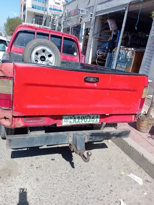 Toyota Hilux 2001 Red