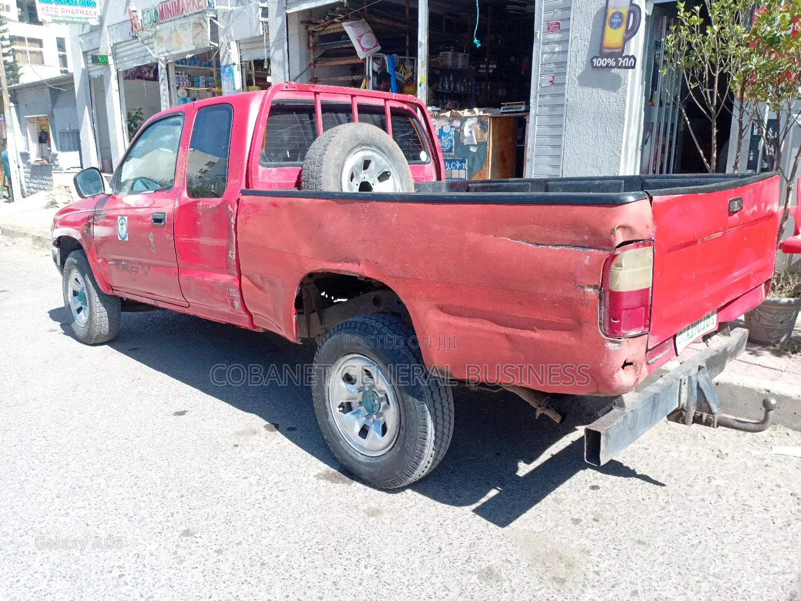 Toyota Hilux 2001 Red
