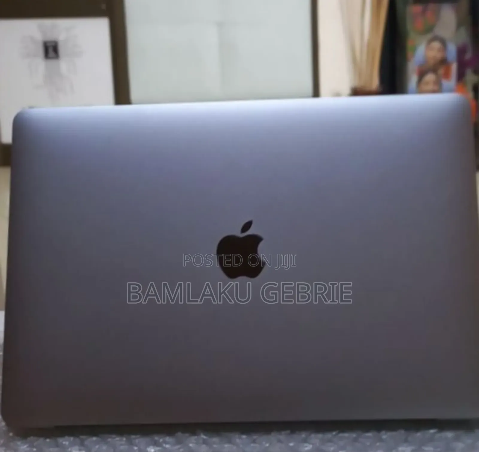 New Laptop Apple MacBook Pro 2020 M1 16GB Apple M1 Pro SSD 256GB