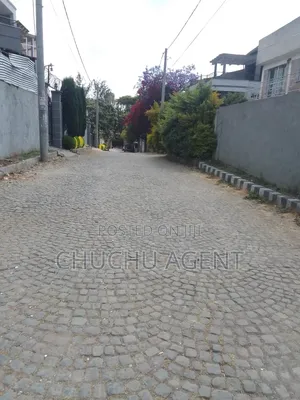 Gerji Totot Hotel Area ገርጂ ቶቶት ሆቴል አካባቢ 275 ካሬ ቦታ ሽያጭ