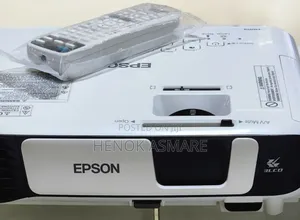 Epson Projector 
Model Name: Eb-S41
  Has Bag and Remote 
Har