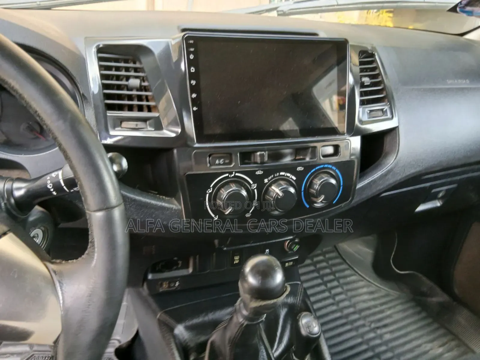 Toyota Hilux 2014 Silver