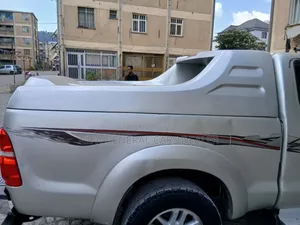 Toyota Hilux 2014 Silver