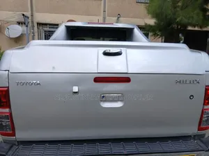 Toyota Hilux 2014 Silver