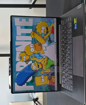 New Laptop Lenovo Yoga 710 32GB Intel Core I7 SSD 512GB