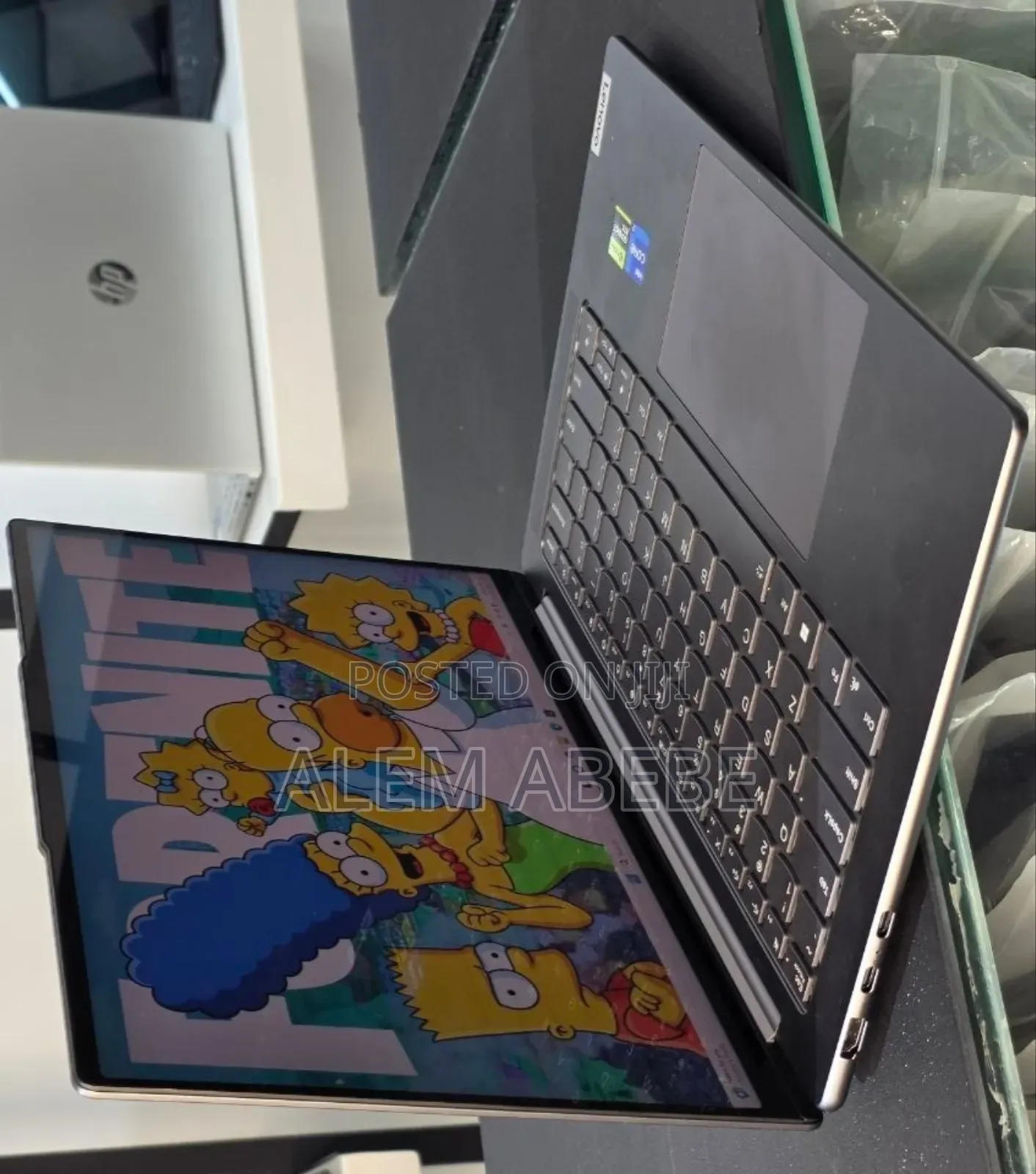 New Laptop Lenovo Yoga 710 32GB Intel Core I7 SSD 512GB