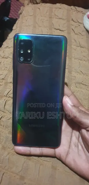 New Samsung Galaxy A71 128 GB Blue