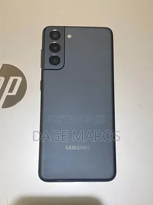 Photo - Samsung Galaxy S21 5G 128 GB Silver