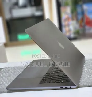 New Laptop Apple MacBook Pro 2017 16GB Intel Core I7 SSD 512GB