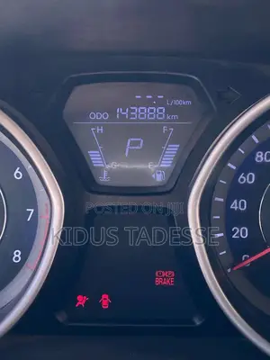 Hyundai Elantra 2013 Silver