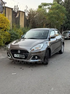 Suzuki Dzire 2023 Silver