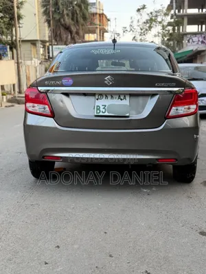 Suzuki Dzire 2023 Silver