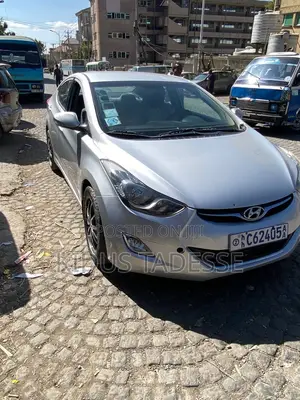 Hyundai Elantra 2013 Silver