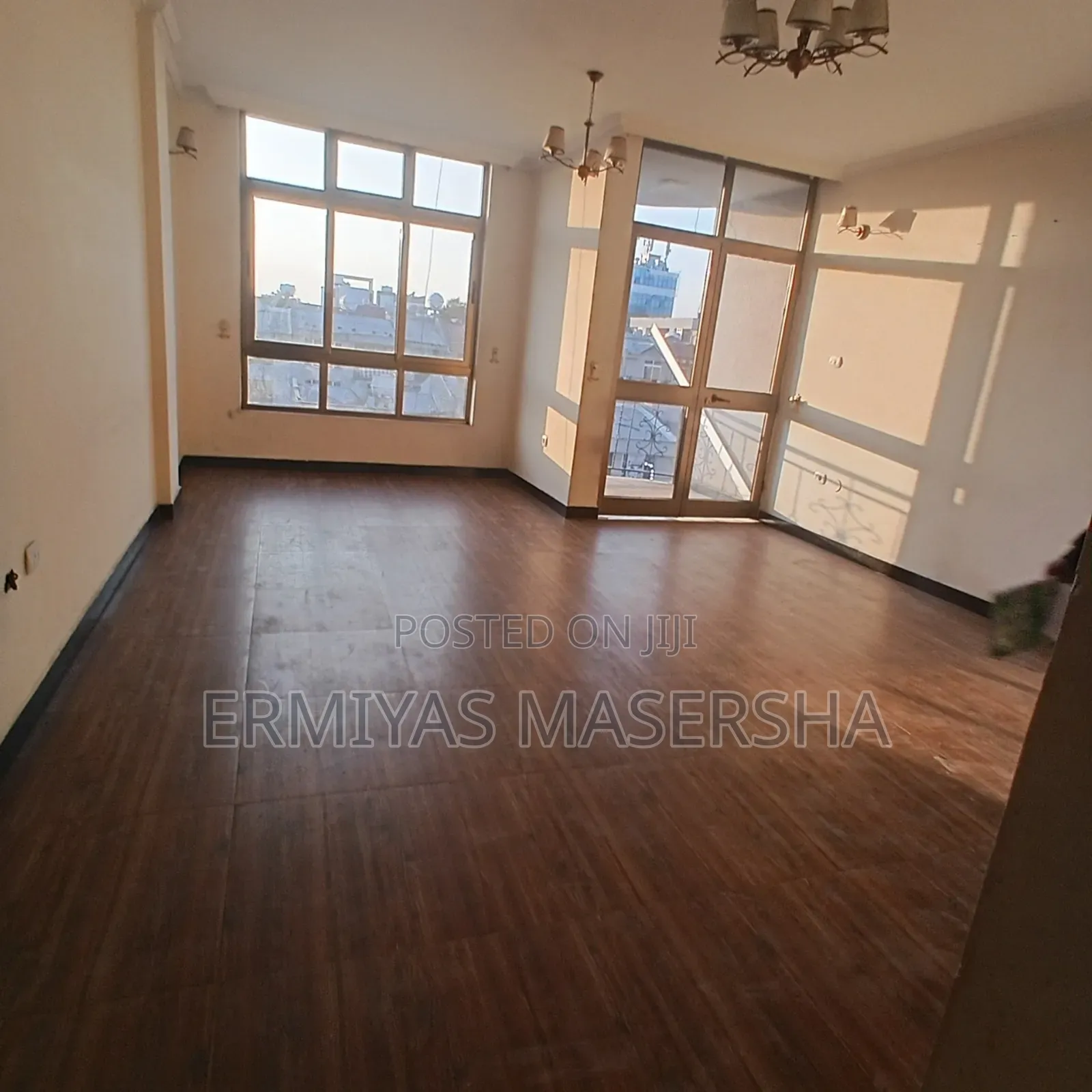 Furnished 3bdrm Apartment in Yeka for sale