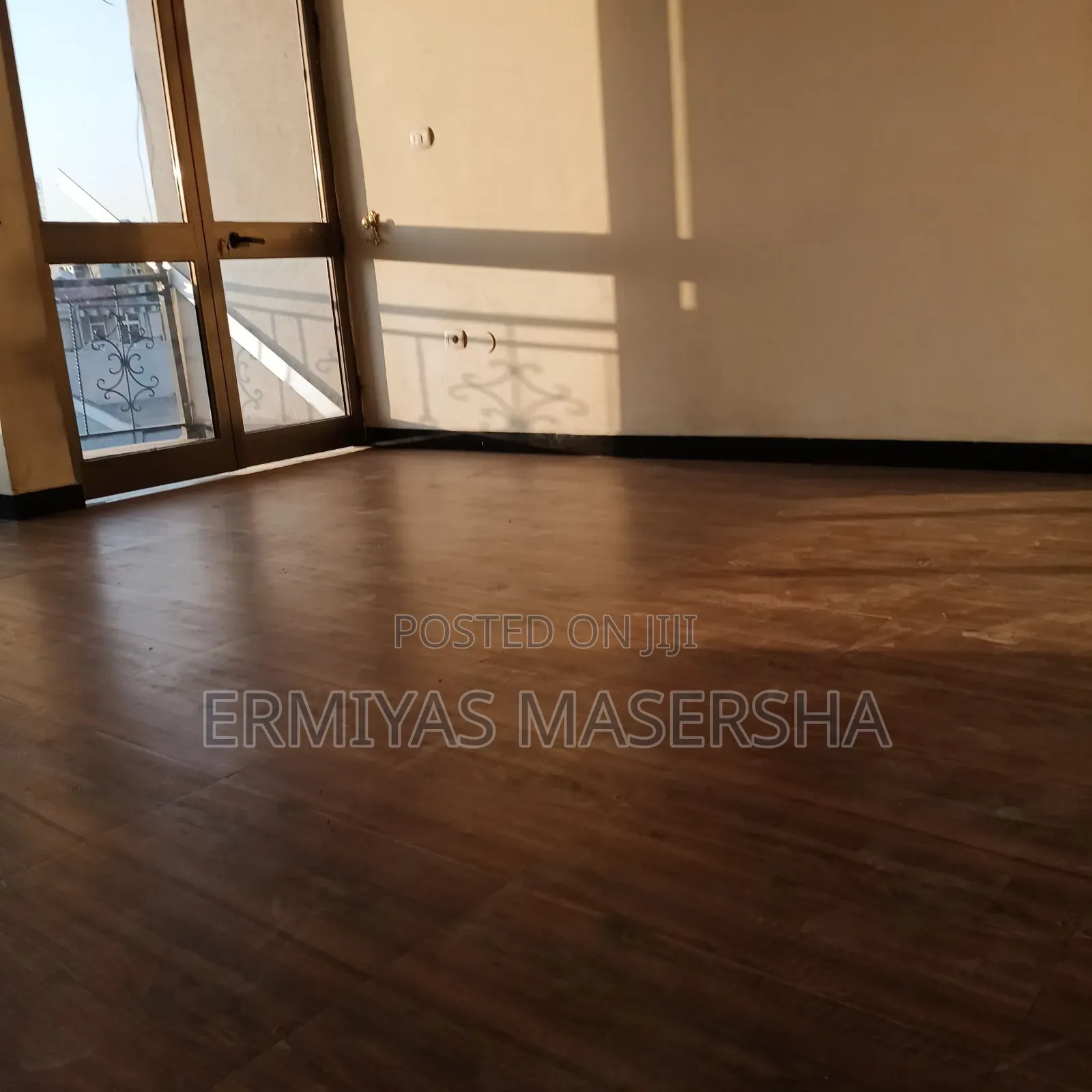 Furnished 3bdrm Apartment in Yeka for sale