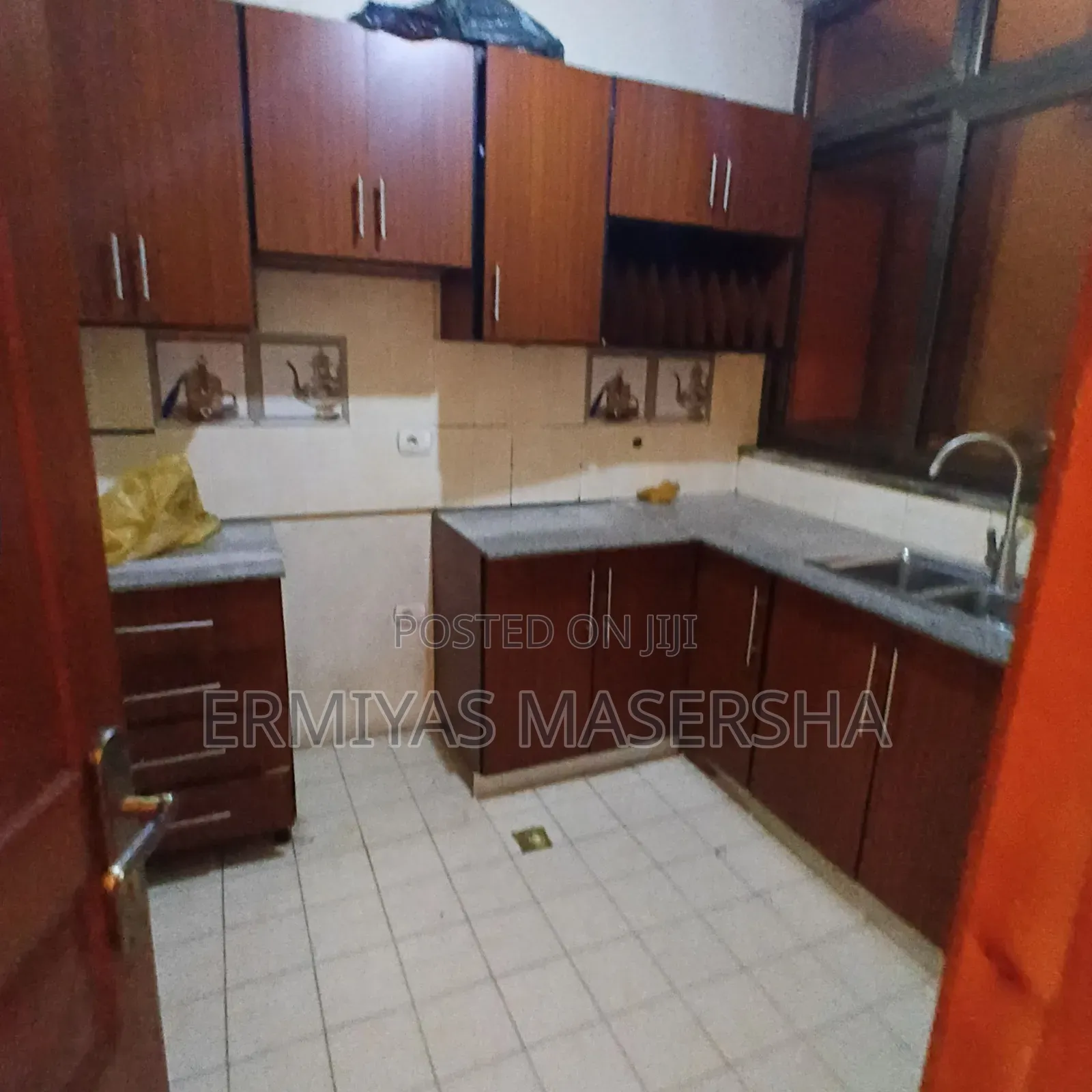 Furnished 3bdrm Apartment in Yeka for sale