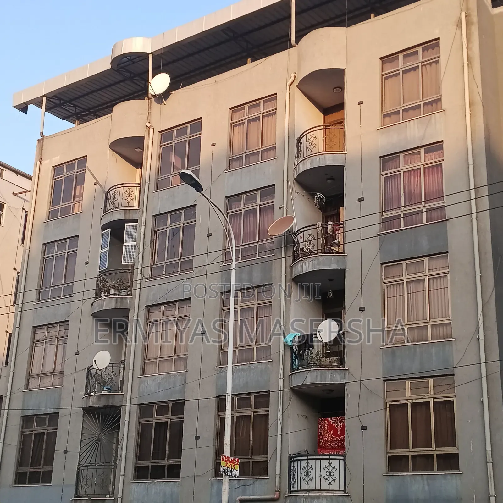 Furnished 3bdrm Apartment in Yeka for sale