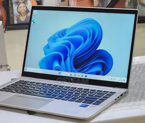 New Laptop HP EliteBook 840 G8 16GB Intel Core I7 SSD 512GB