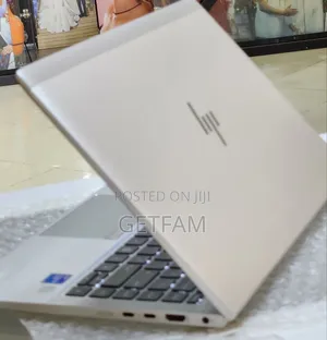 New Laptop HP EliteBook 840 G8 16GB Intel Core I7 SSD 512GB