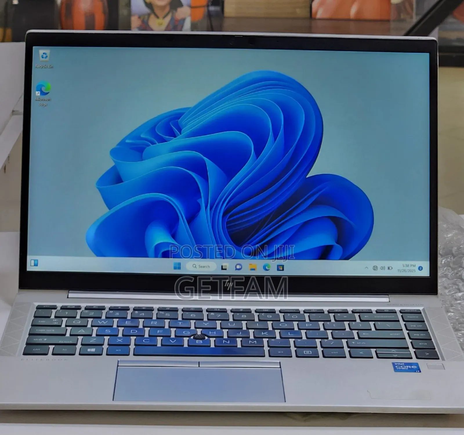 New Laptop HP EliteBook 840 G8 16GB Intel Core I7 SSD 512GB