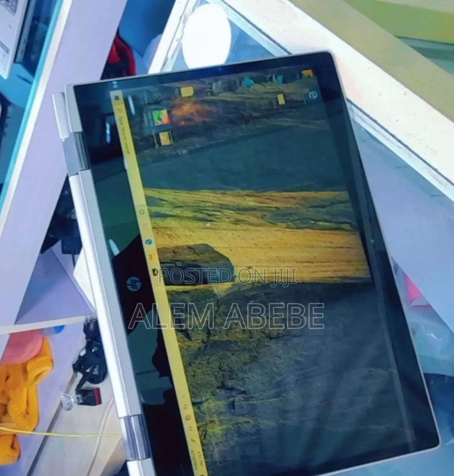 New Laptop HP ProBook X360 440 G1 8GB Intel Core I3 SSD 512GB