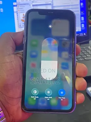 Apple iPhone 11 64 GB Purple