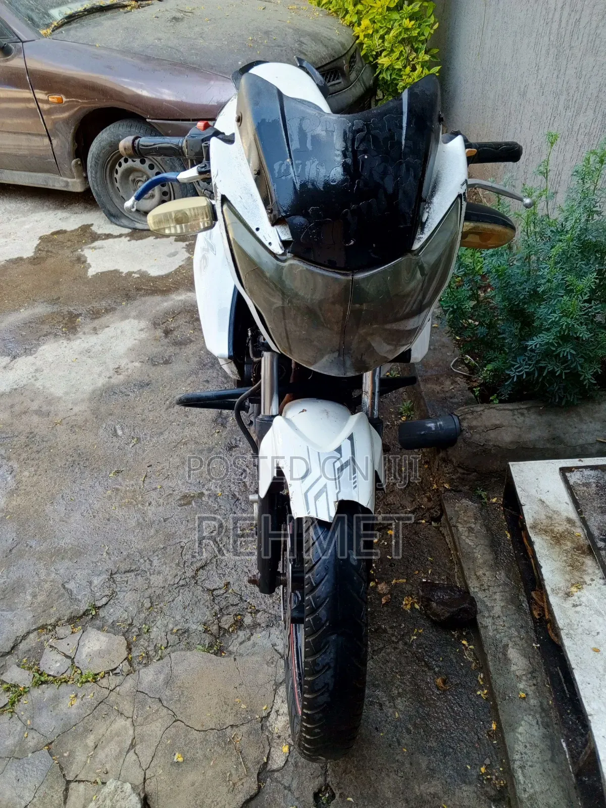TVS Apache 180 RTR 2016 Black