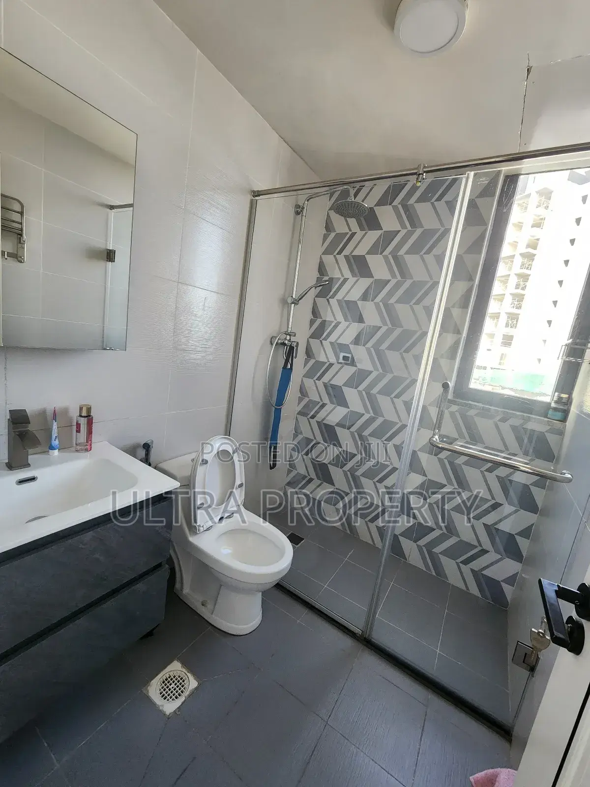 Furnished 2bdrm Apartment in Bole for rent