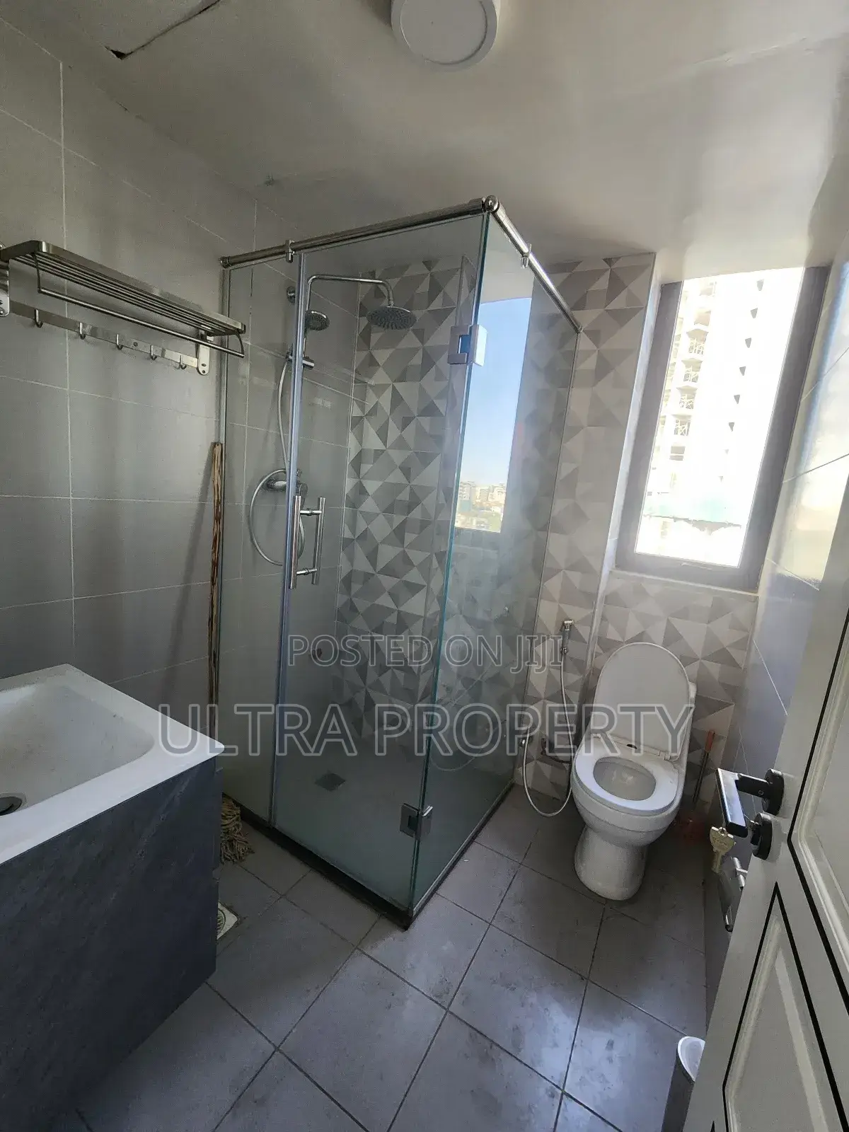 Furnished 2bdrm Apartment in Bole for rent