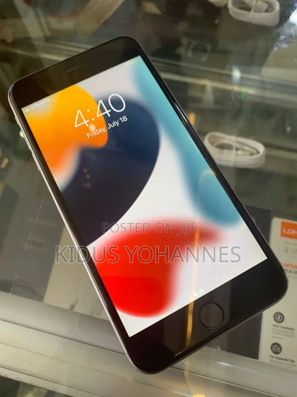 Apple iPhone 6 Plus 16 GB Black