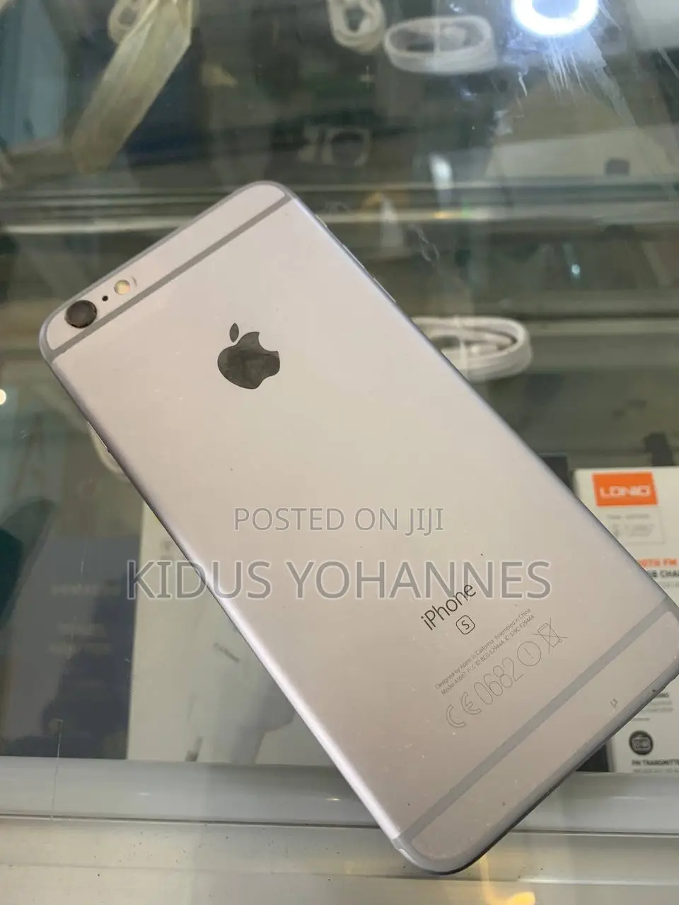 Apple iPhone 6 Plus 16 GB Black