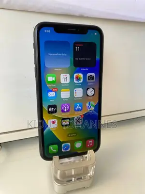 Photo - Apple iPhone XR 64 GB Black