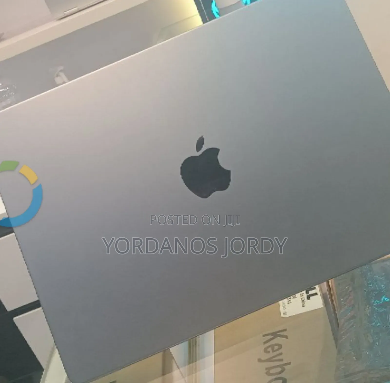 New Laptop Apple MacBook Pro 2023 M3 14-Inch 24GB Apple M3 SSD 512GB