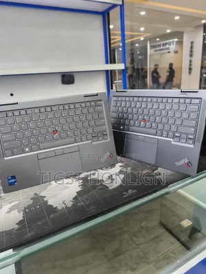 Photo - New Laptop Lenovo Thinkpad X1 Yoga 32GB Intel Core I7 SSD 1T