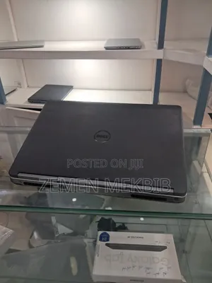 New Laptop Dell 16GB Intel Core I7 SSD 512GB