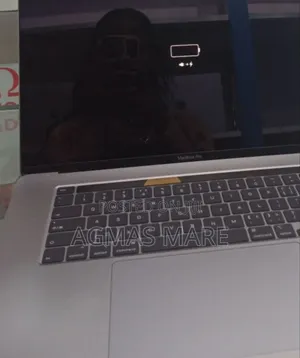 New Laptop Apple MacBook Pro 2019 32GB Intel Core I9 SSD 1T