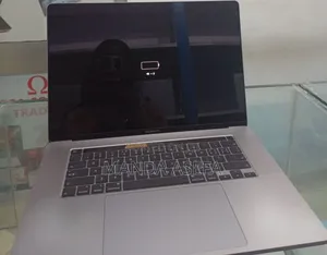 New Laptop Apple MacBook Pro 2019 32GB Intel Core I9 SSD 1T